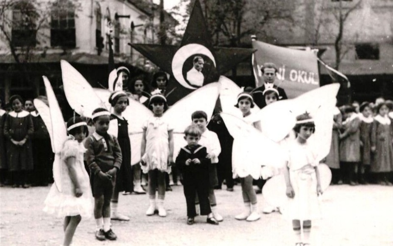 23&nbsp;апреля: как парламентский день стал праздником детей в&nbsp;Турции