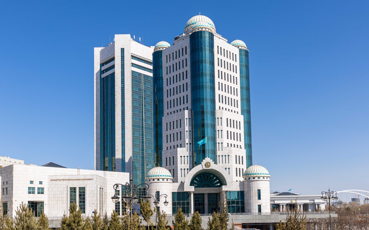 Парламентке елдің әкімшілік-аумақтық құрылысы жөніндегі заң жобасы енгізілді