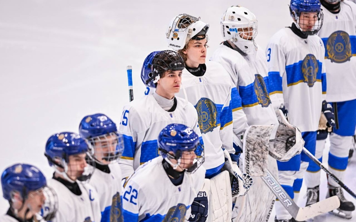 Хоккейден ӘЧ: Қазақстан U18 құрамасы бүгін Швейцариямен кездеседі