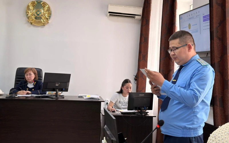 Aqtóbedegi sotta turǵyn úı qoryndaǵy páterlerdiń qalaı zańsyz jekeshelendirilgeni anyqtaldy