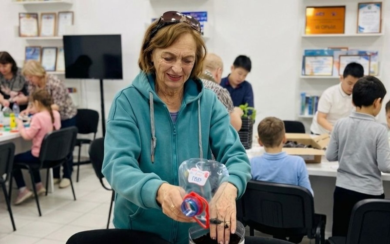 &laquo;Таза Қазақстан&raquo;: эко-мастер-класс по переработке пластика прошел в Рудном