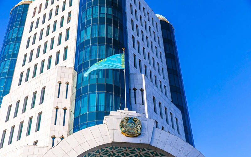 Парламент, Сенат 