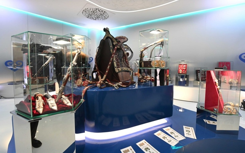 Kassym-Jomart Tokayev tours Creative Industries Development Fund office