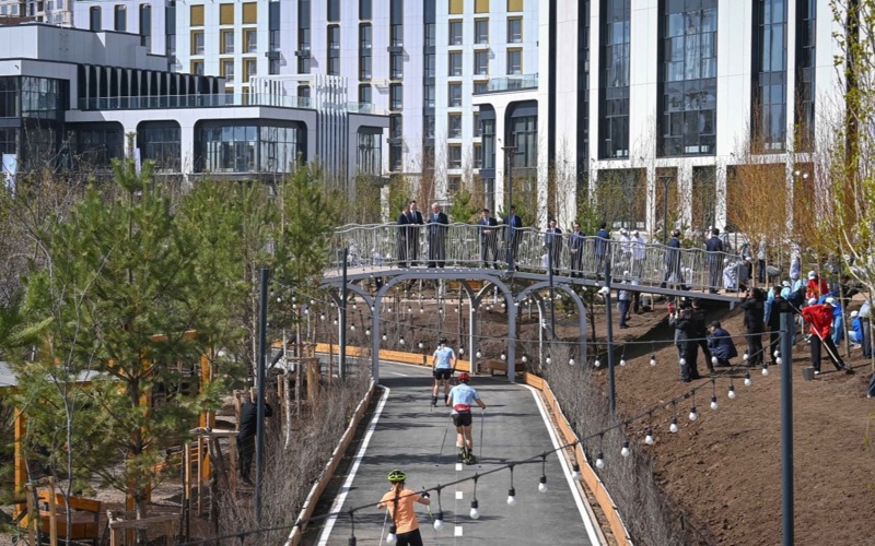 Head of State takes part in nationwide environmental campaign Taza Qazaqstan