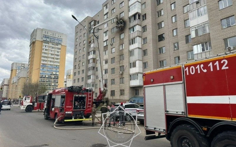 V mnogoetajke Astany vspyhnýl pojar, ıdet evakýatsııa