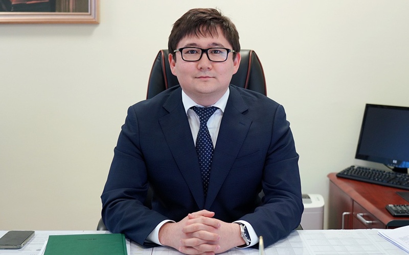 ЖУМАГУЛОВ Олжас Абдумомынович