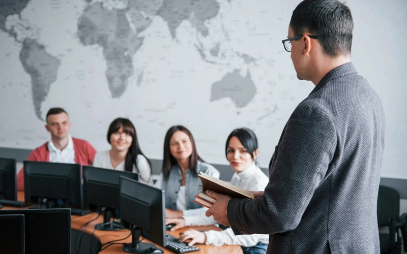 Over 35,000 teachers unemployed in Kazakhstan: Majilis deputy raises alarm