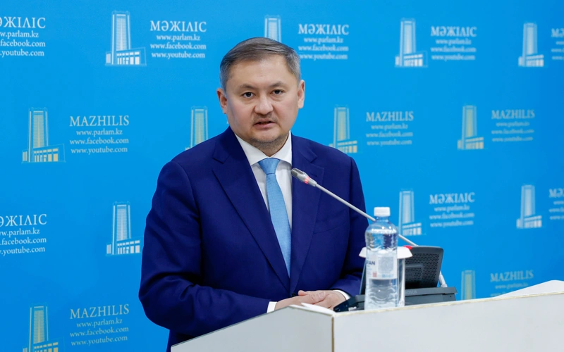 Саясат Нурбек