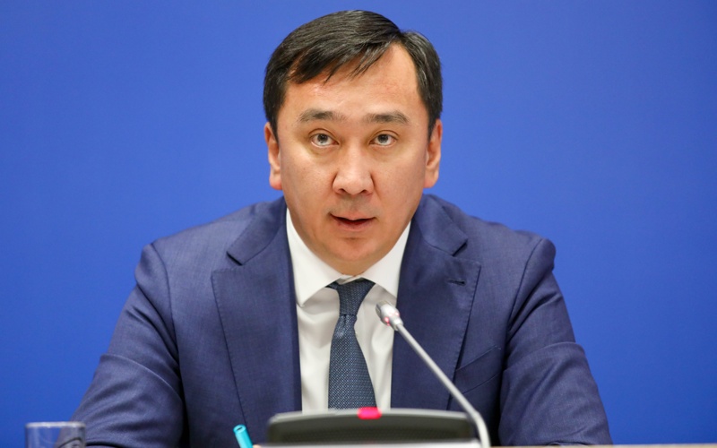 Максат Калиакпаров