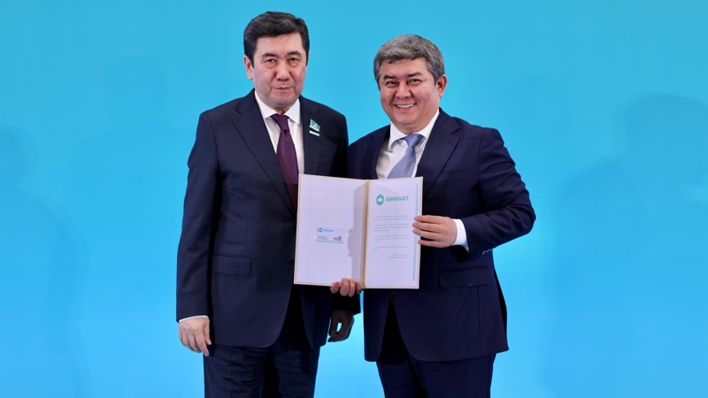 Партия AMANAT провела встречу с&nbsp;представителями энергетической отрасли