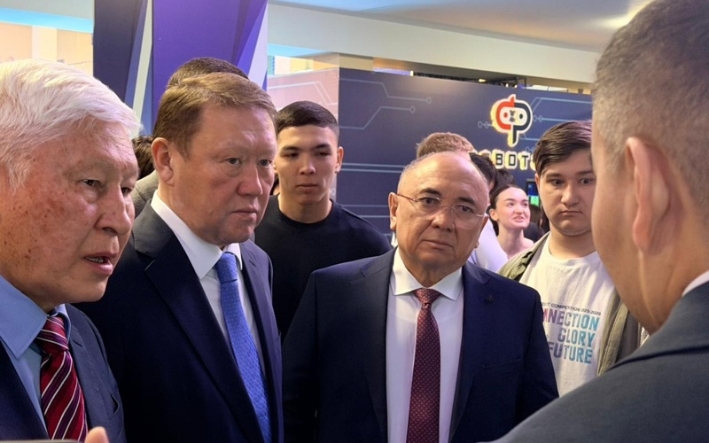 В Костанае проходит семейный научно-инновационный фестиваль &laquo;QOSTANAI TECH&raquo;
