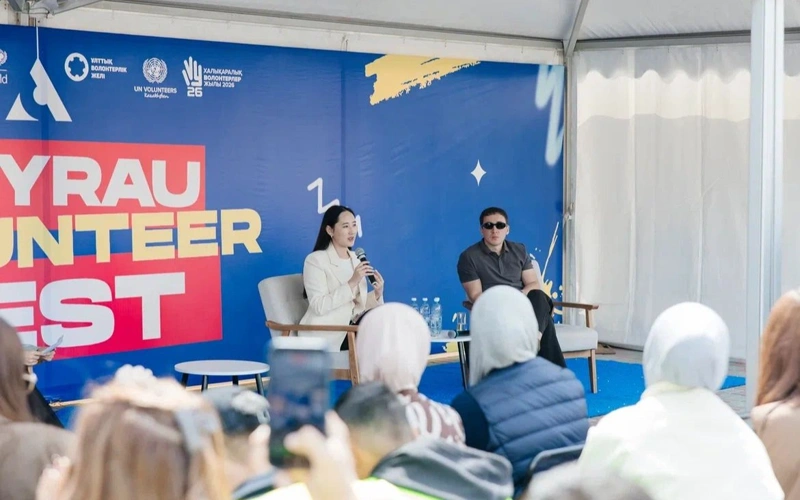 Atyraýda 1000-ǵa jýyq jas «ATYRAU VOLUNTEER FEST» festıvaline qatysty