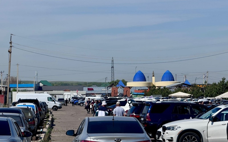 Авторынок &laquo;Барыс&raquo; под Алматы могут вернуть государству полностью: что там происходит