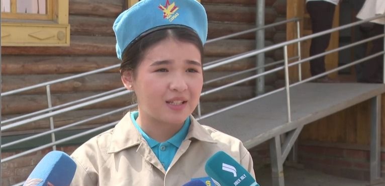 Жас сарбаздар әскери қайраткерлермен жүздесті