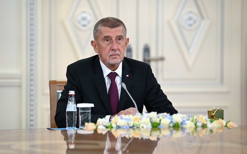 托卡耶夫与捷克总理举行大范围会谈 聚焦能源与经贸合作