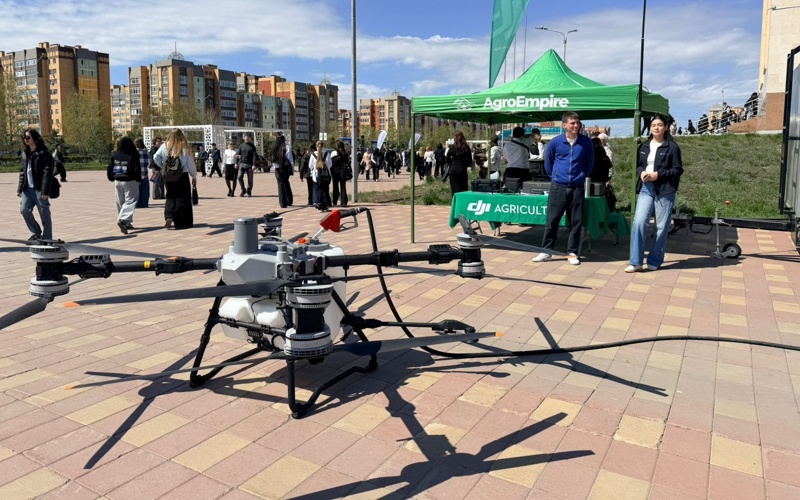 Robots, drones, and AI: Qostanai Tech festival wows visitors