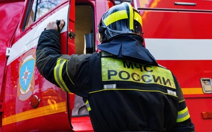 Рудник обрушился в России: под завалами могут находиться 8 человек