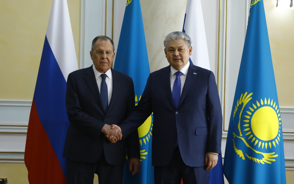 Russian FM Lavrov arrives in Astana