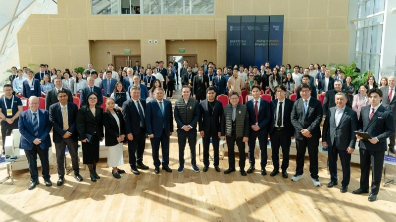 卡普雷兹：哈国学子潜力巨大 欢迎加入英伟达全球团队