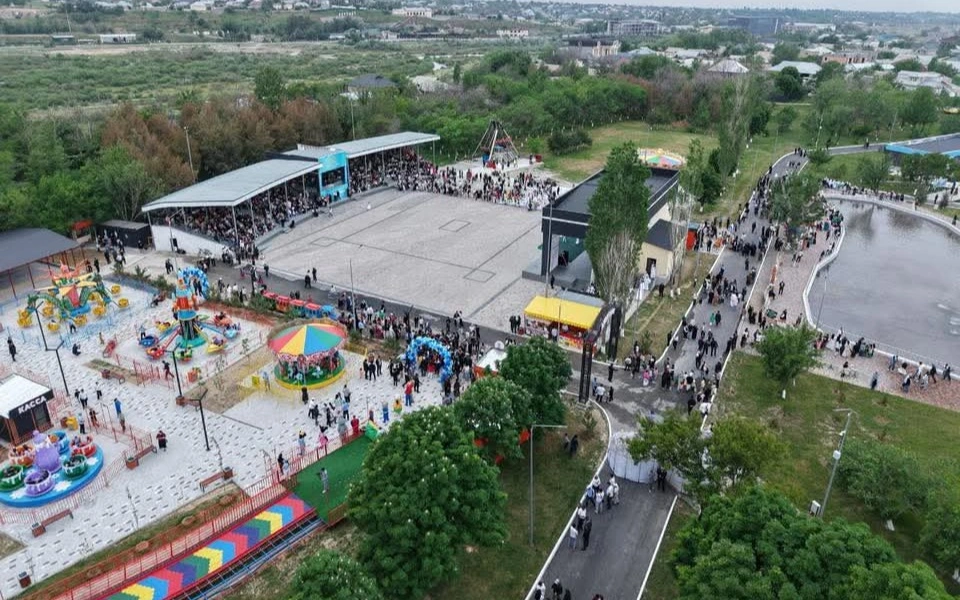 Туркестан: в Сайрамском районе обновили центральный парк