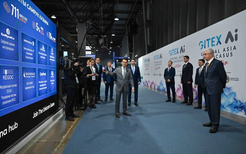 Head of State visits GITEX AI Central Asia & Caucasus exhibition 