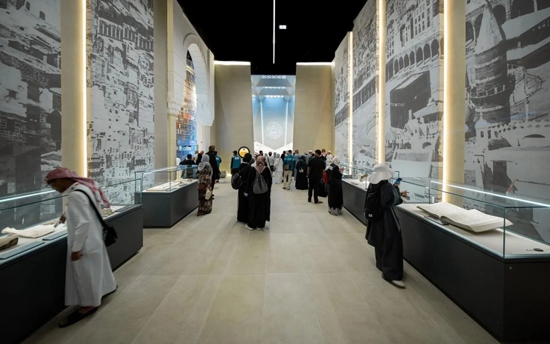 Holy Quran Museum showcases rare 18th-century brass-engraved copy of Quran