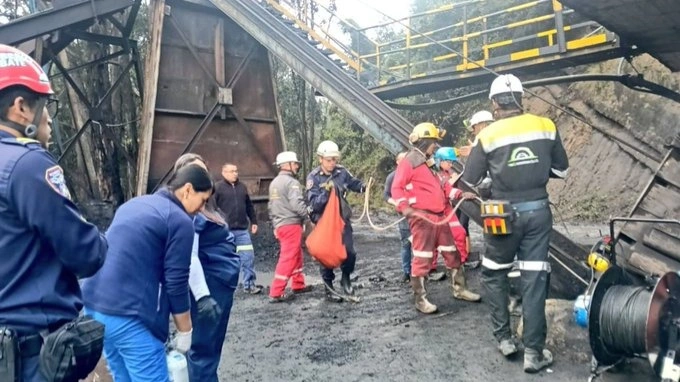 Coal mine explosion kills nine miners in Colombia