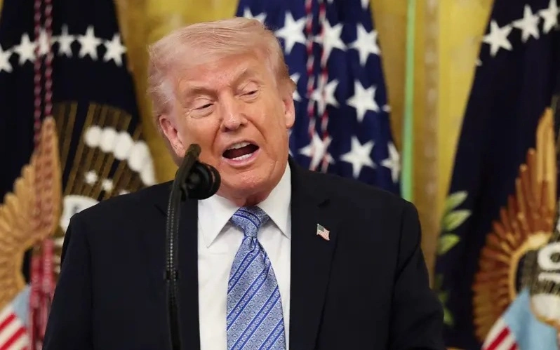 Трамп сообщил, когда покинет свой пост