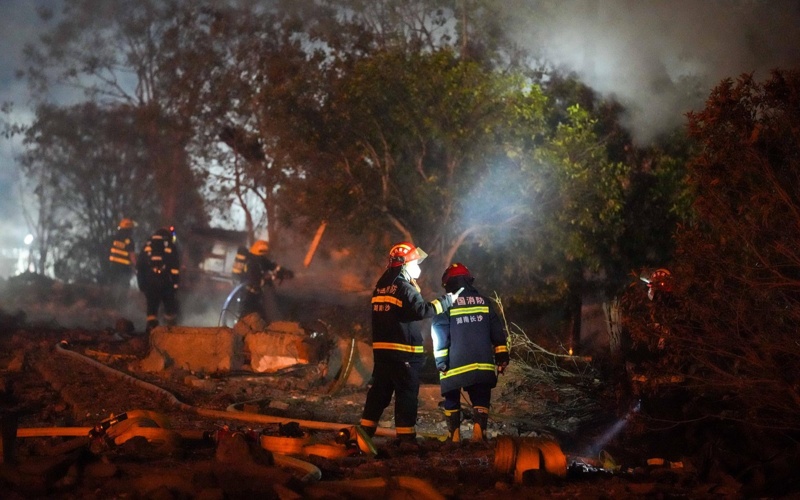 21 killed, 61 injured in central China fireworks plant explosion