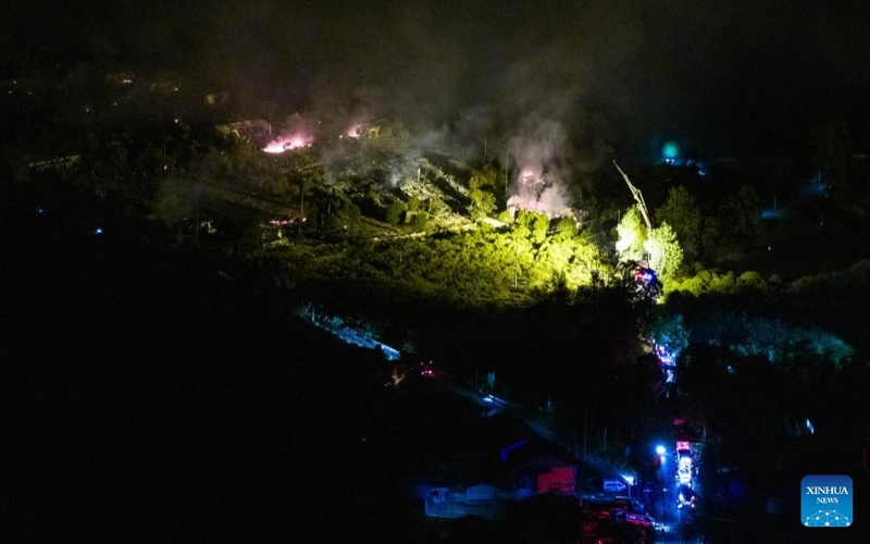 21 dead, 25 injured in central China fireworks plant explosio