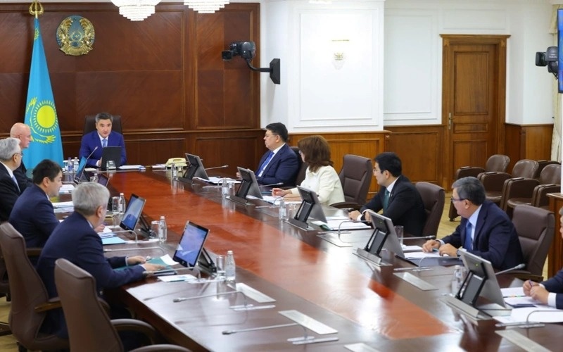 Kazakh PM tasks to complete heating network repairs by end of August