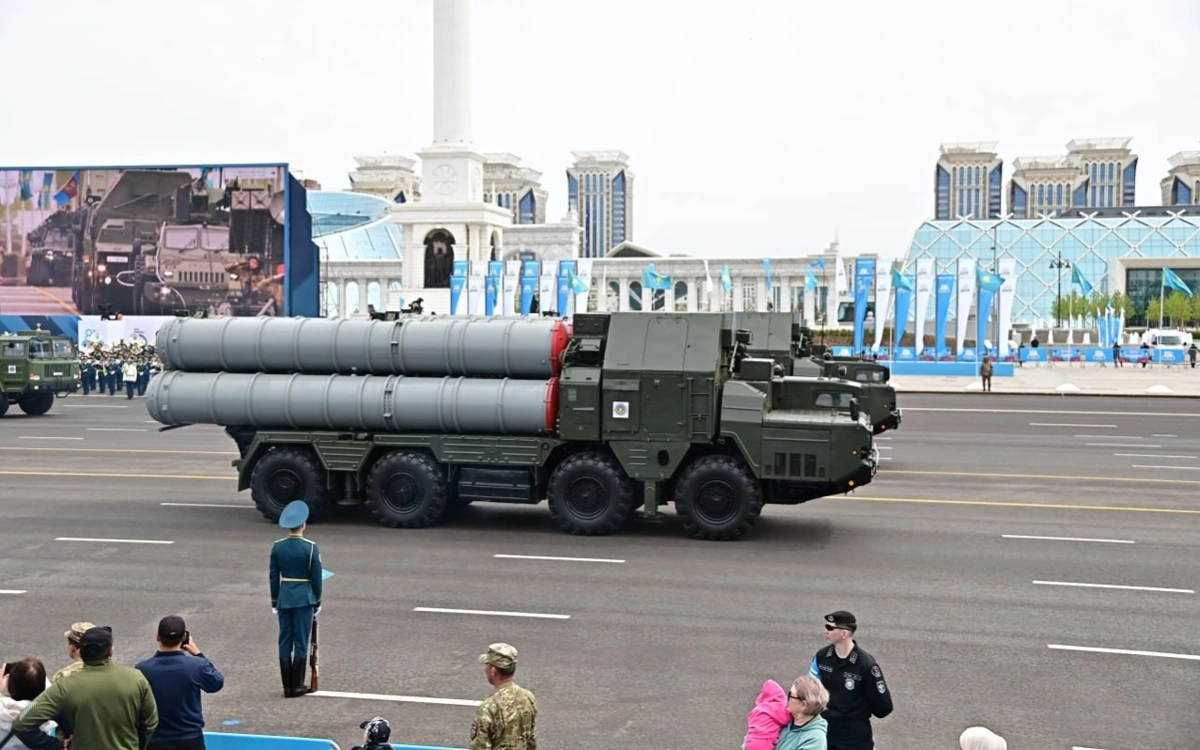S-300PS zenıttik-zymyrandyq júıesi
