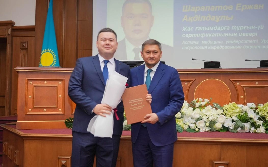 Елімізде тағы 6 жас ғалым пәтер сертификаттарына ие болды