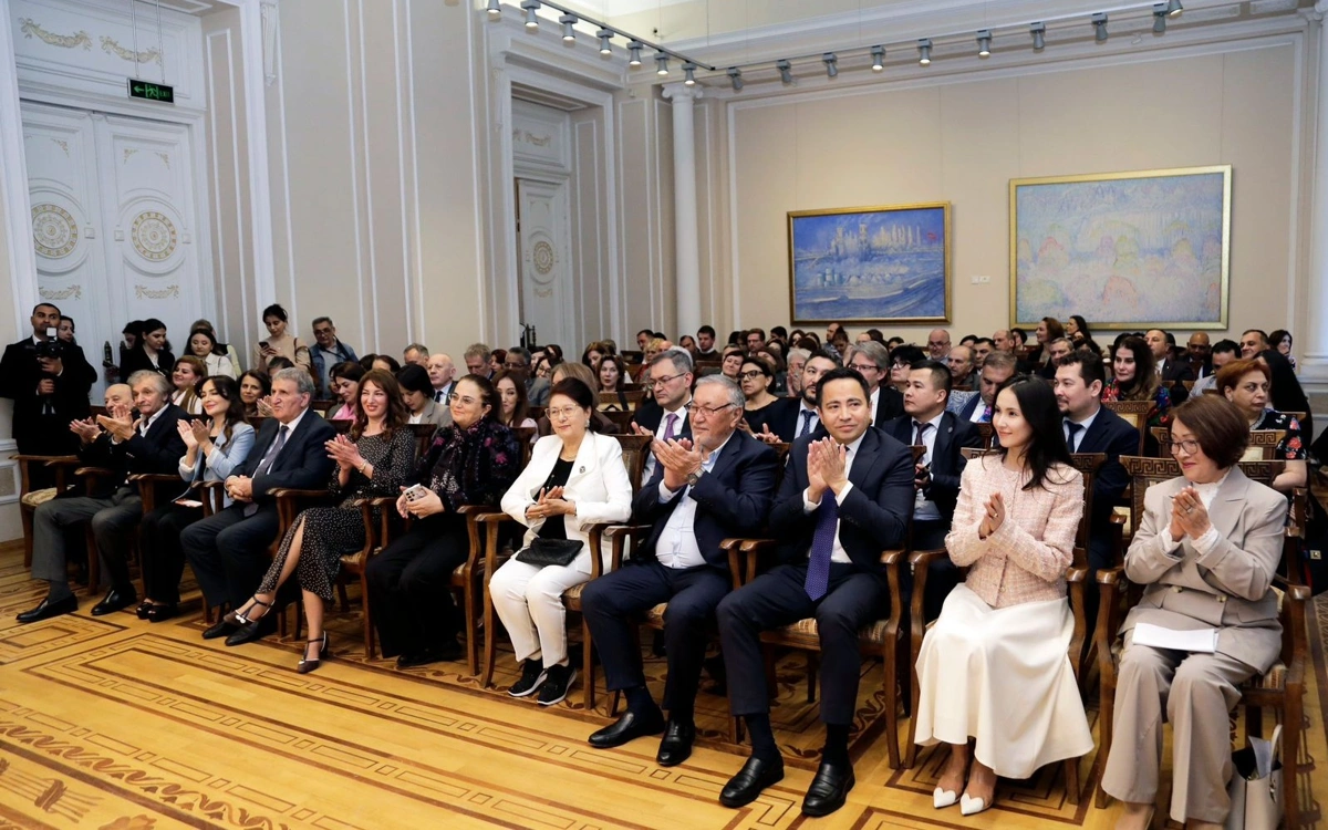 Выставка казахского искусства открылась в Баку