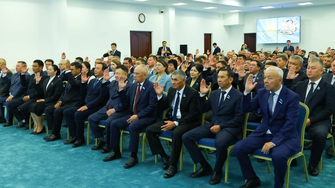 бірауыздан дауыс берді