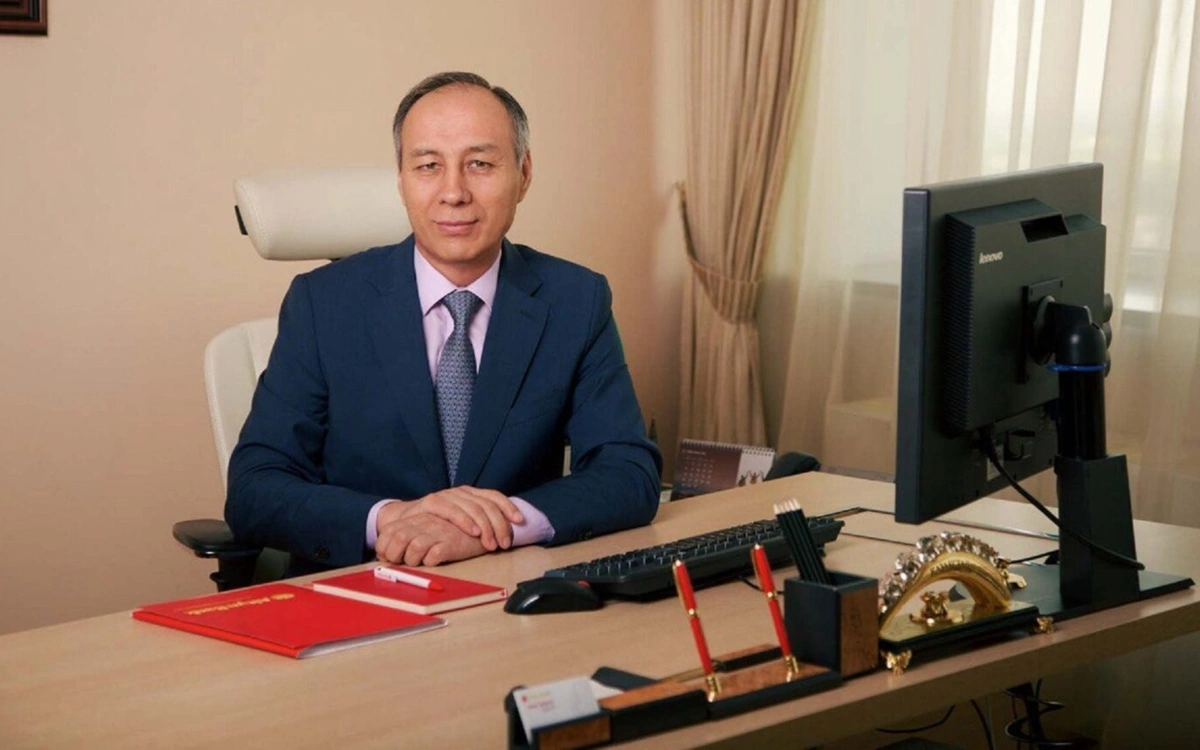 БАЙСЫНОВ Мурат Байсынович
