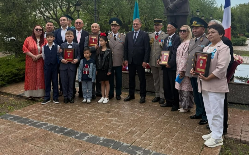Франция отметила заслуги пятерых казахстанцев, воевавших в рядах европейского сопротивления 