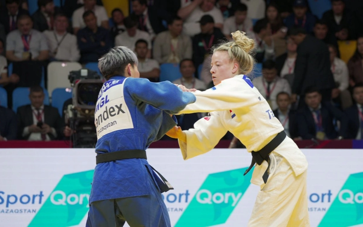 Токаев посетил международный турнир по дзюдо Qazaqstan Barysy Grand Slam