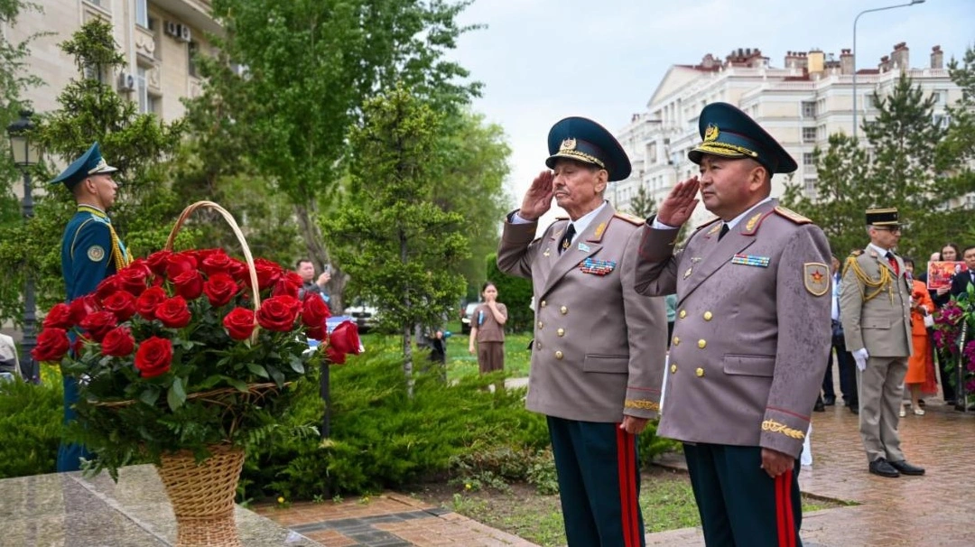 Франция елшілігі қазақ жауынгерлерінің рухына құрмет көрсетті