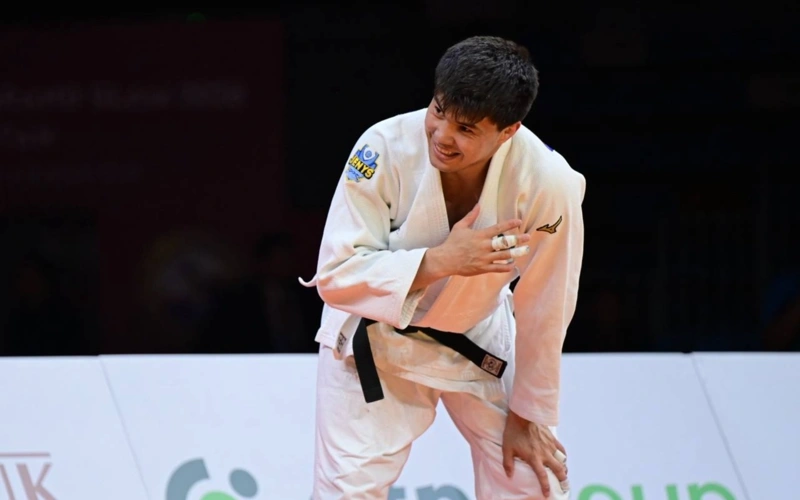 Айдар Арапов завоевал бронзу Grand Slam в Астане