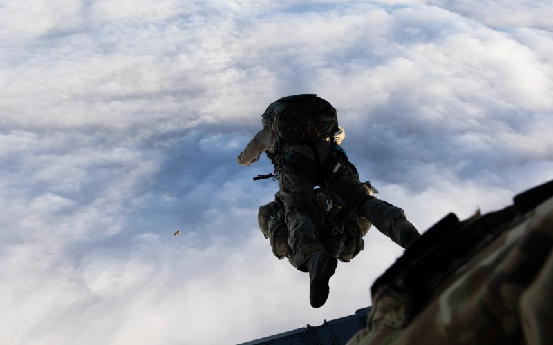 Paratroopers deployed to remote island to help British national with suspected Hantavirus 