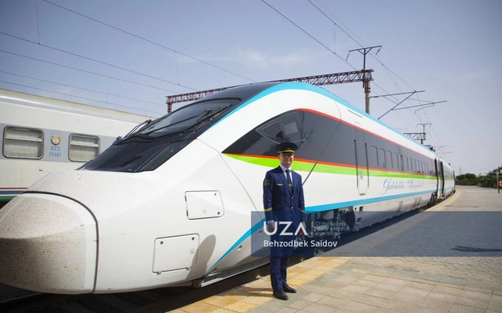 Tashkent pen Hıýa arasyn joǵary jyldamdyqty poıyz baılanystyrdy