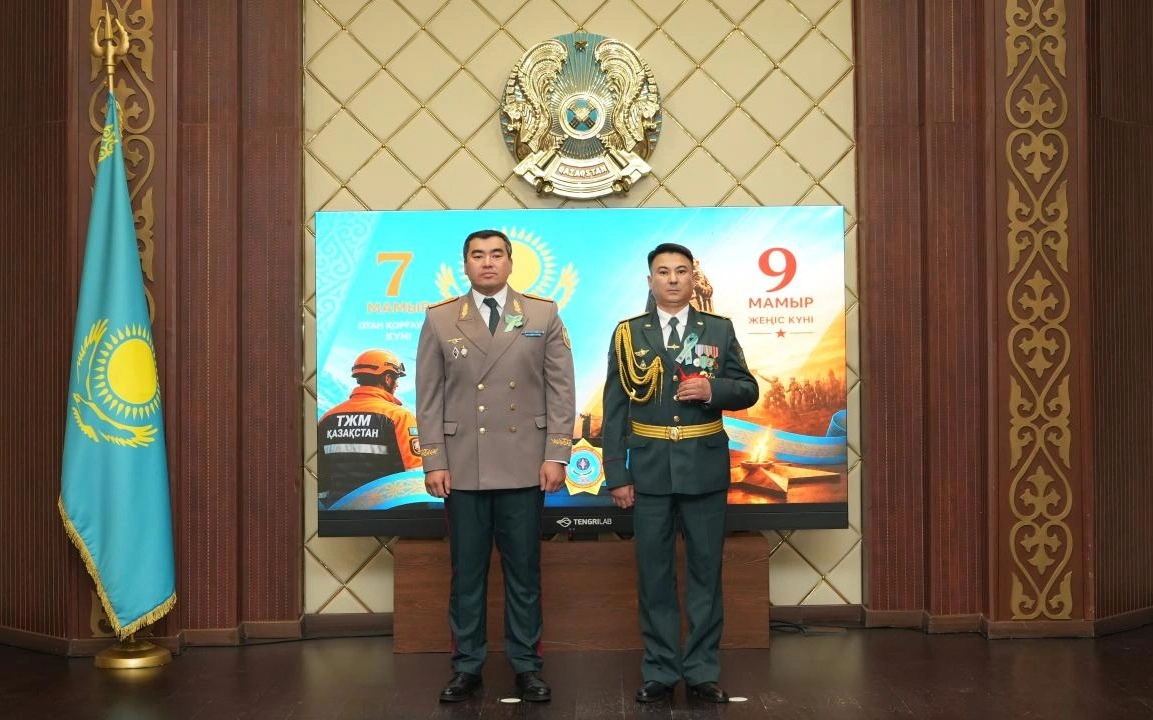 Birqatar elordalyq qutqarýshy mamyr merekelerine oraı baspanaly boldy