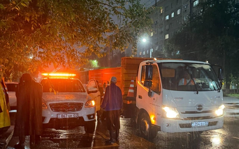 Rekordnye osadkı za sýtkı  zafıksırovany v Almaty