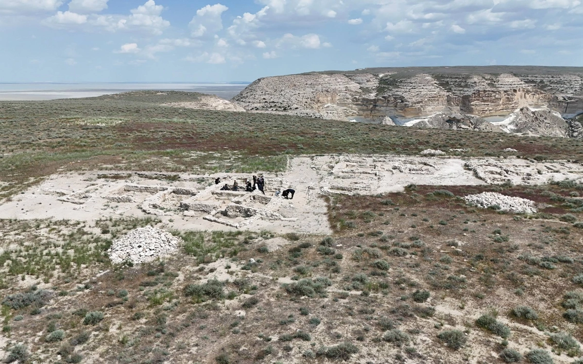 Город Каракабак с двухтысячелетней историей исследуют в Мангистау