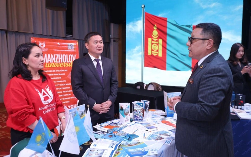 Казахстан представил образовательные программы на выставке «Study in Kazakhstan» в Монголии