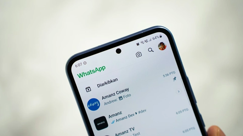 WhatsApp 