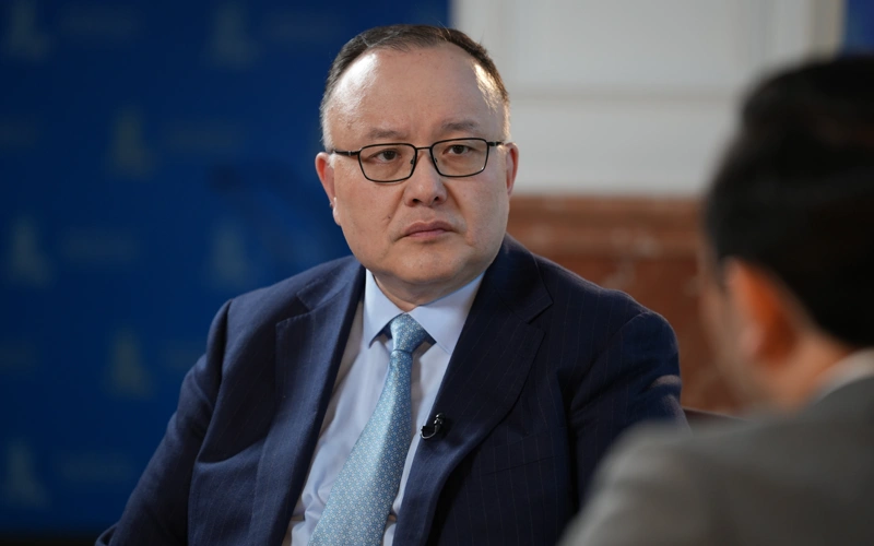 Казахстан использует опыт Китая, чтобы преодолеть цифровое неравенство между городскими и сельскими школами 