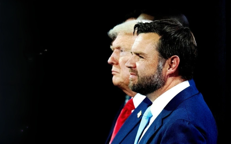 Если что-то случится: Трамп хранит секретное письмо для вице-президента США