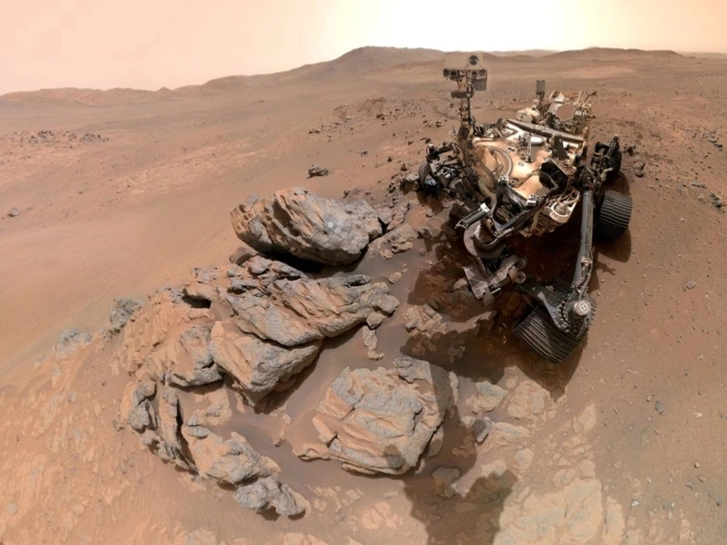 NASAнинг Марсдаги Perseverance аппарати янги селфи суратга олди